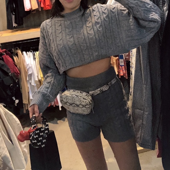 Set of cropped Knit sweater top and short - Picture 5 of 8